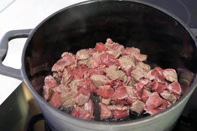 Searing meat for goulash