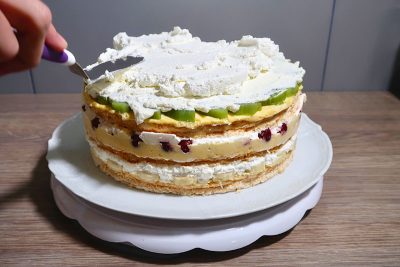 assembling ledeni vjetar cake