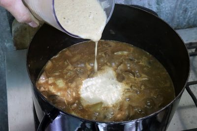 creamy mushroom goulash